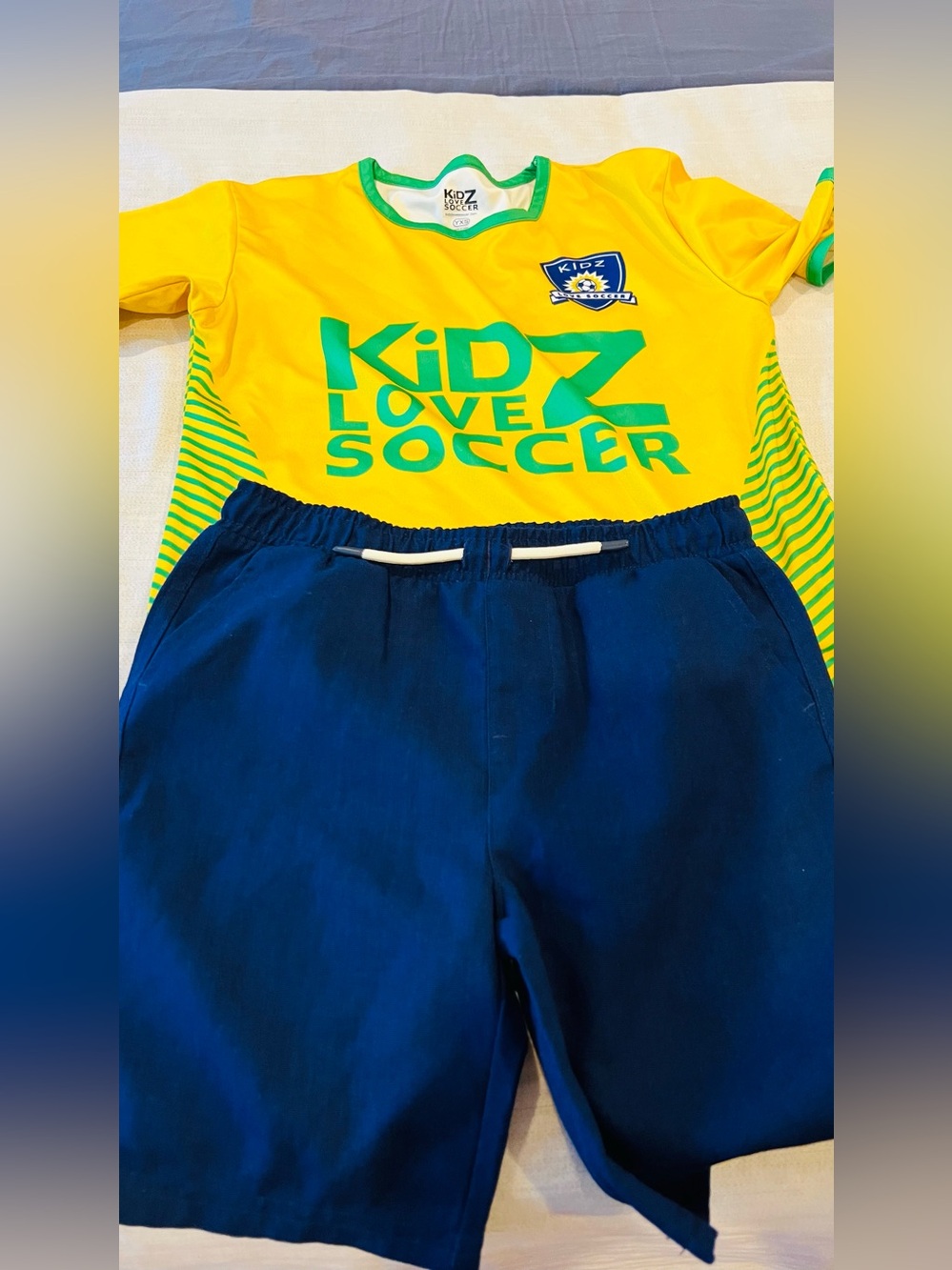 Set of KidZ Love Soccer Yellow & Green Youth Jersey& blue short for boys 
Size 7